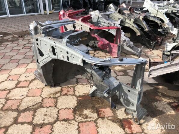 Четверть передняя правая Mitsubishi Outlander 3