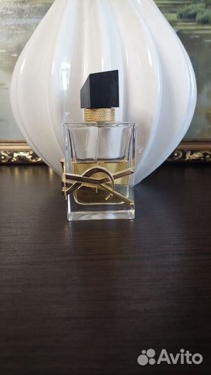 Парфюмерная вода yves saint laurentlibre