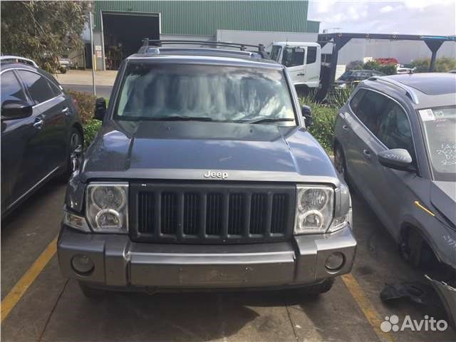 Разбор на запчасти Jeep Commander 2006-2010
