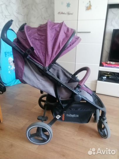 Прогулочная коляска