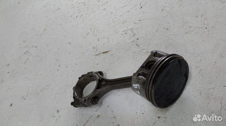 Поршень с шатуном Mitsubishi Lancer 9 седан 1.6