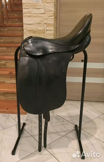 Седло выездковое короткое 18/33