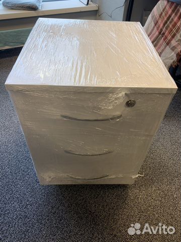 Тумба выкатная новая