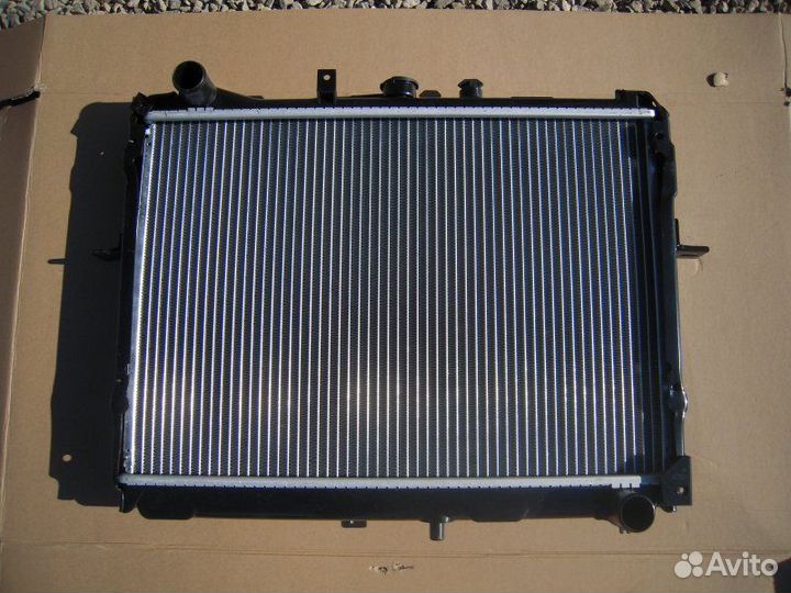 Радиатор основной Mazda Bongo SK22 R2\RF 1998-2003