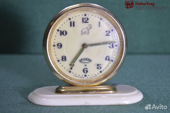 Будильник, часы настольные 