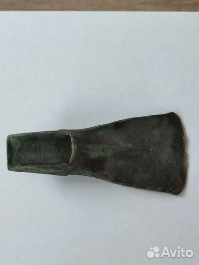 Топор старинный