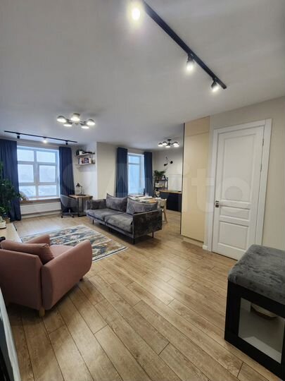 2-к. квартира, 65 м², 11/12 эт.