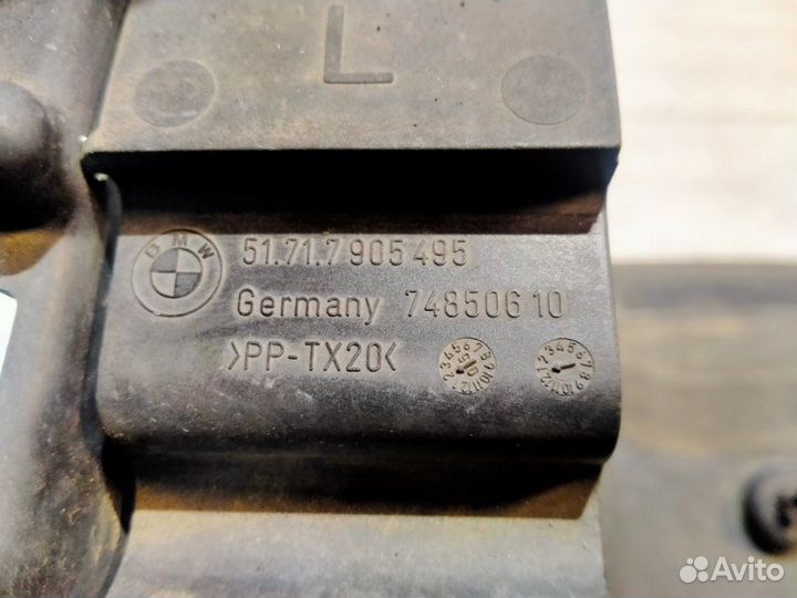 Рамка радиатора (телевизор) Bmw 525I Левый Руль