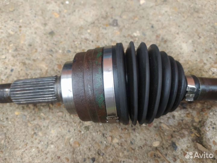 Привод передний Subaru Legacy BG5