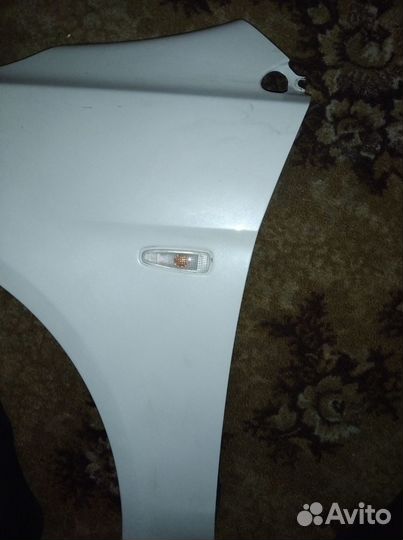 Крылья передние Лансер10