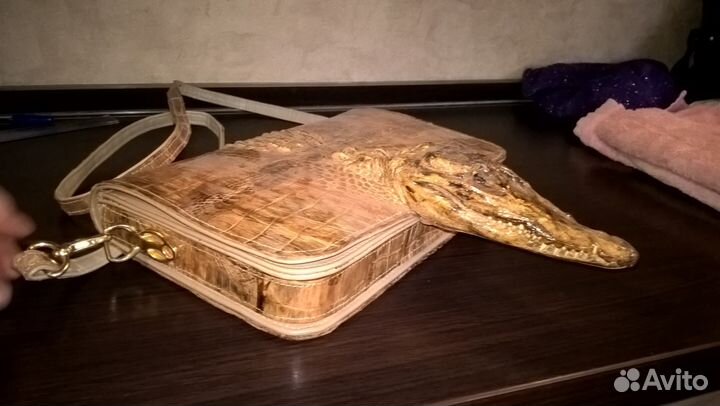 Женская сумочка