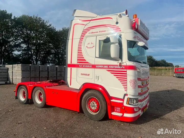 Pазбираем грузовик Scania 6 series с 2016