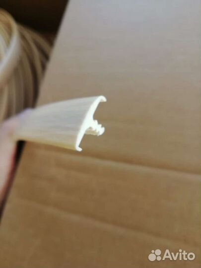 Мебельный пластиковый кант врезной