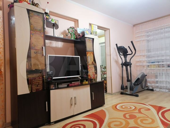 2-к. квартира, 46 м², 2/4 эт.