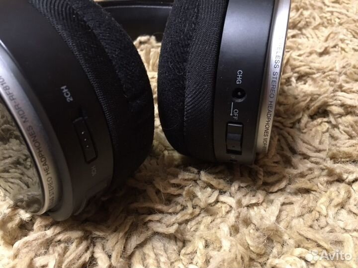 Беспроводные наушники Sony MDR-RF811RKC Black