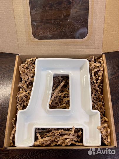 Керамическое блюдо (буква Д)