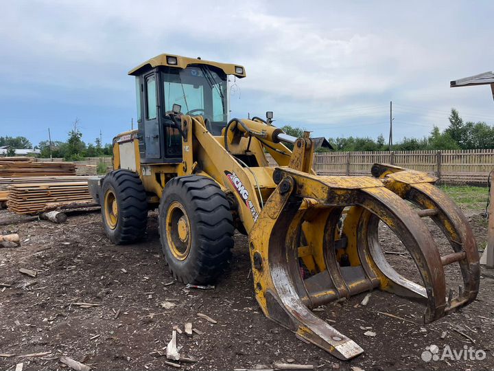 Фронтальный погрузчик XCMG LW300F, 2012