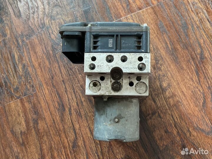 Блок abs audi a8 d4