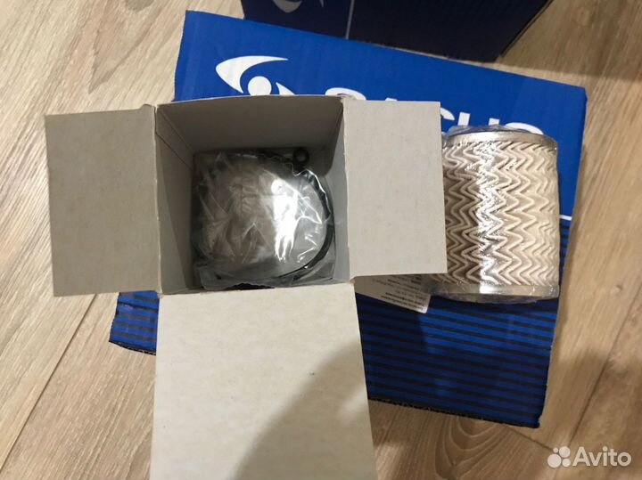 Топливный фильтр Renault master артикул 164039587R