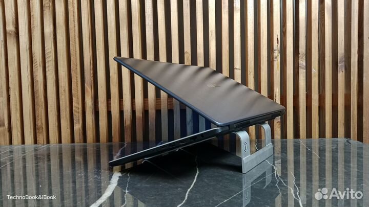 Игровой ноутбук Asus N705UD на SSD M2