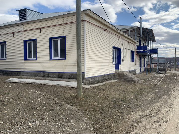 3-к. квартира, 70 м², 1/2 эт.