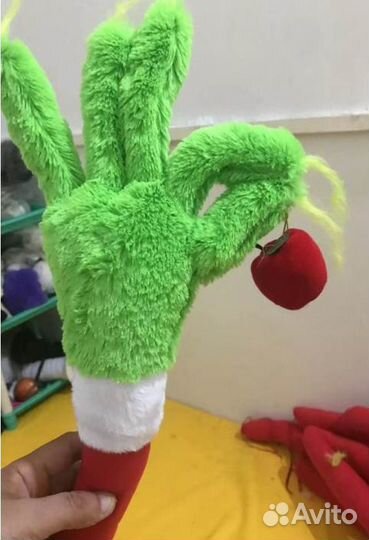 Новогодние игрушки на елку