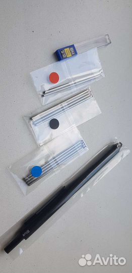 Ручка шариковая многофункционал 3 цвета + карандаш