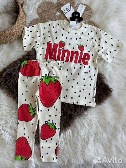 Костюм для девочки zara