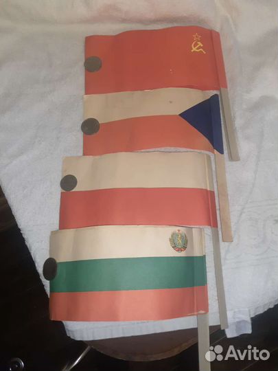 Флажки с демонстаций СССР