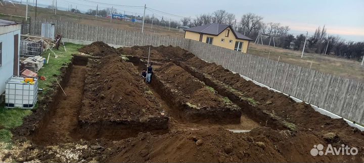 Услуги экскаватора погрузчика