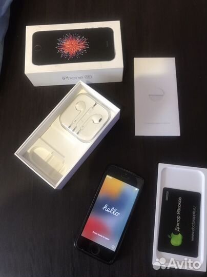 iPhone SE, 16 ГБ