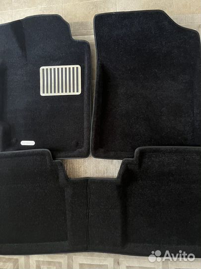 Автомобильные коврики/ ворсовые на Toyota Camry
