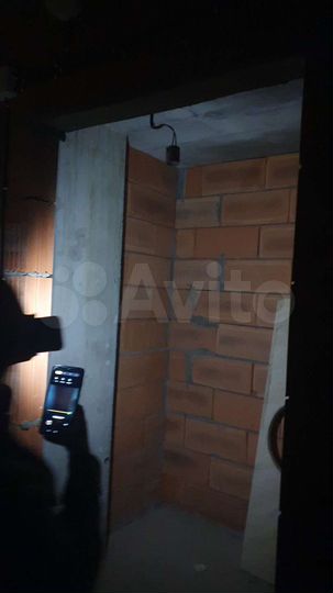 Машиноместо, 10 м²