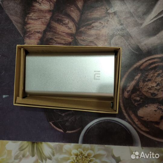 Пауэрбанк xiaomi новый