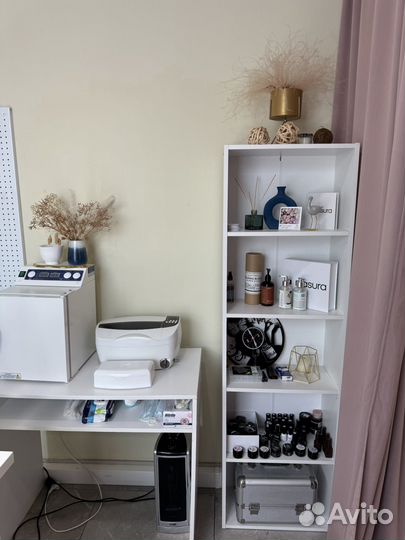 Оборудование для мастера маникюра