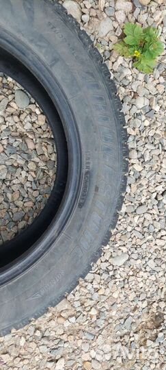 Bridgestone Ice Cruiser 7000 215/60 R17