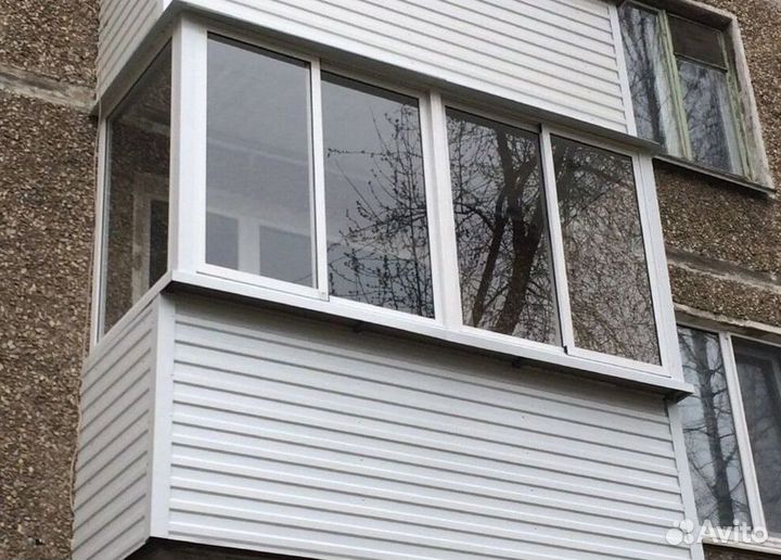 Остекление балконов и лоджий под ключ M4424