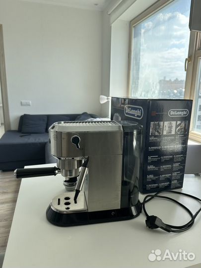 Кофемашина delonghi