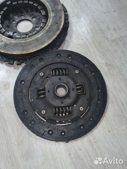 Маховик двигателя 030103019с Golf IV 1.4 16кл