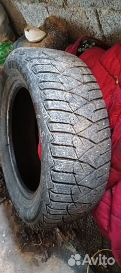 Dunlop Ice Touch 215/65 R16