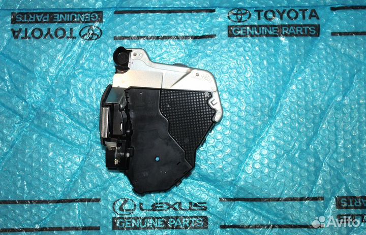 Замок двери Lexus NX передний правый 2014-2017