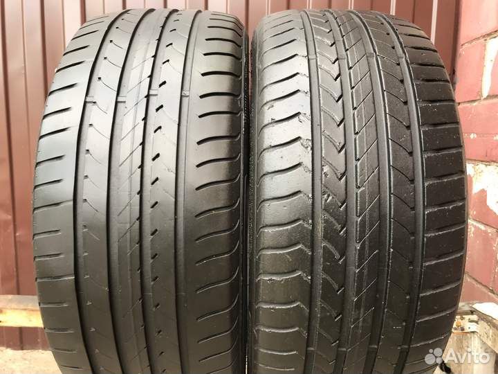 Goodyear EfficientGrip 215/40 R17