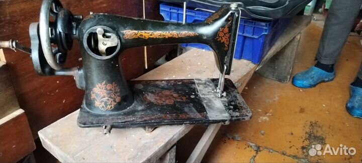 Швейная машинка зингер бу