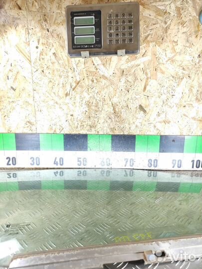 Стекло двери передней правой Opel Vectra B