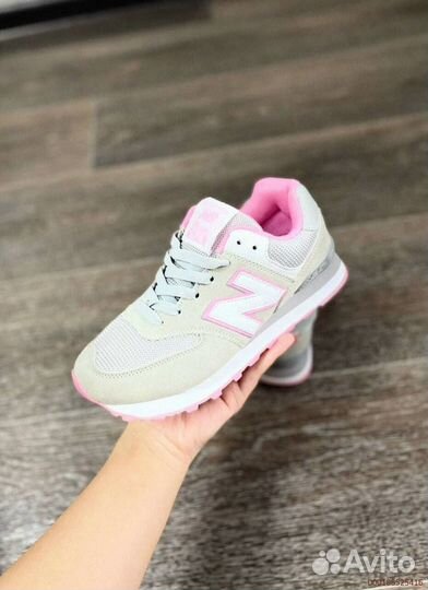 Кроссовки женские new balance