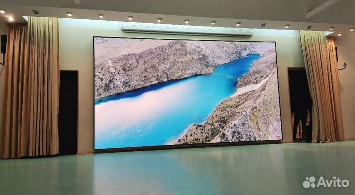 Светодиодный экран / Уличные, наружные экраны