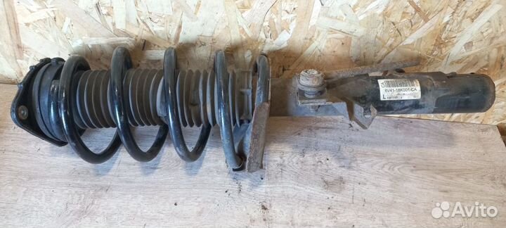 Амортизатор передний левый Ford Kuga 1