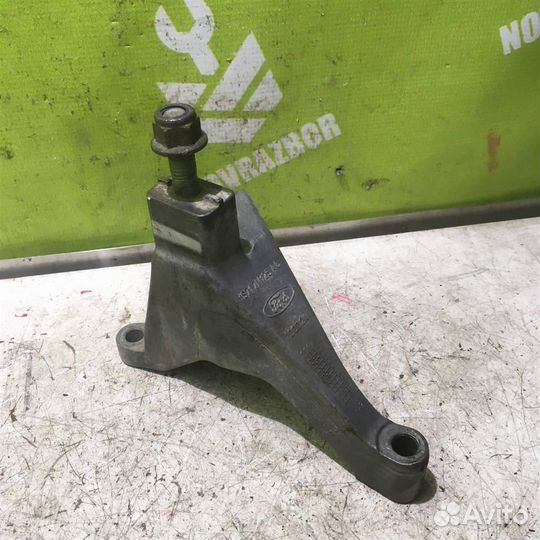 Кронштейн кпп Форд Мондео 3