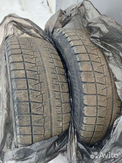 Bridgestone Blizzak Revo2 215/55 R17