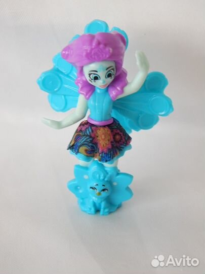 Киндеры девочки Enchntimals и ёлочные из чупа чупс